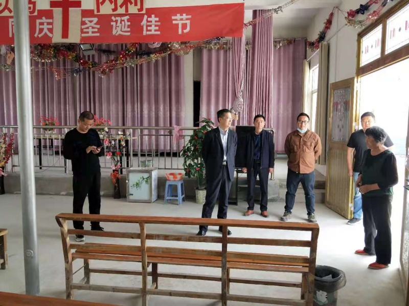 教堂.jpg 教堂.jpg